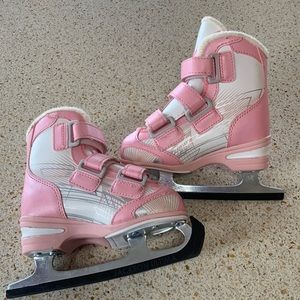 Jackson Ultima Softec Tri-Grip Girl’s Ice Skates